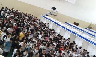 上海建桥学院一年学费 上海建桥学院一年学费